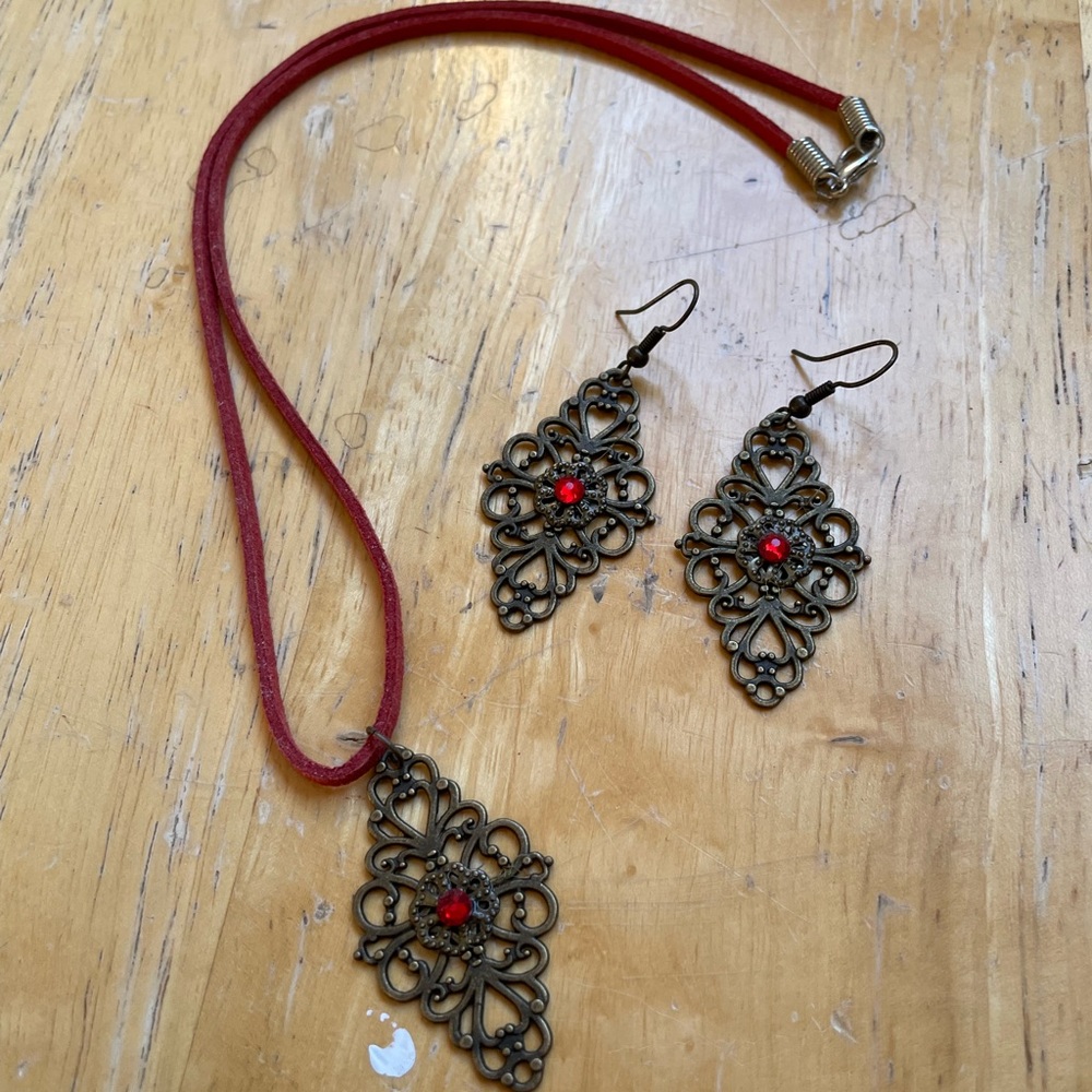 Matching Necklace and Earring Set